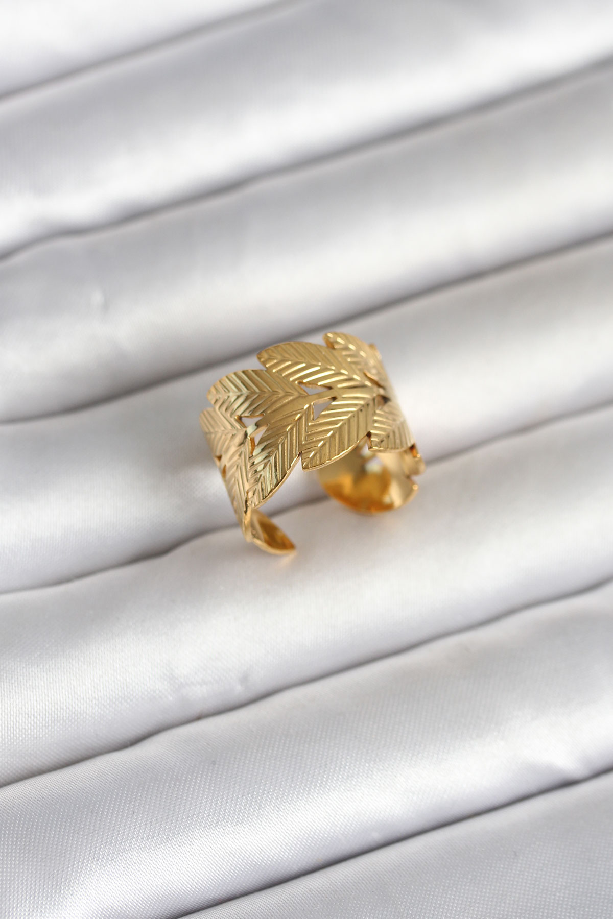 316L Çelik Gold Renk Başak Modeli Kadın Yüzük