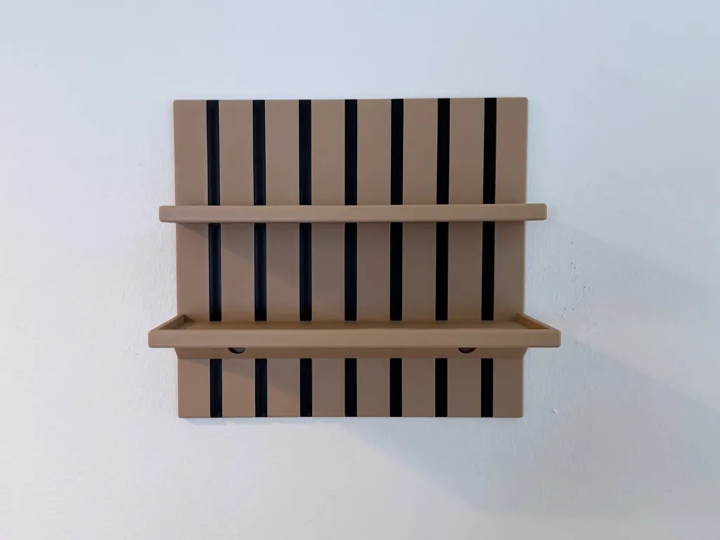 3D Baskı Duvara Monte Çizgili Panel Raf İki Katlı Dekoratif Duvar Rafı Organizer Düzenleyici - Bej