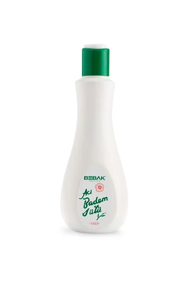 Acı Badem Sütlü Yüz Temizleme - 215 ml