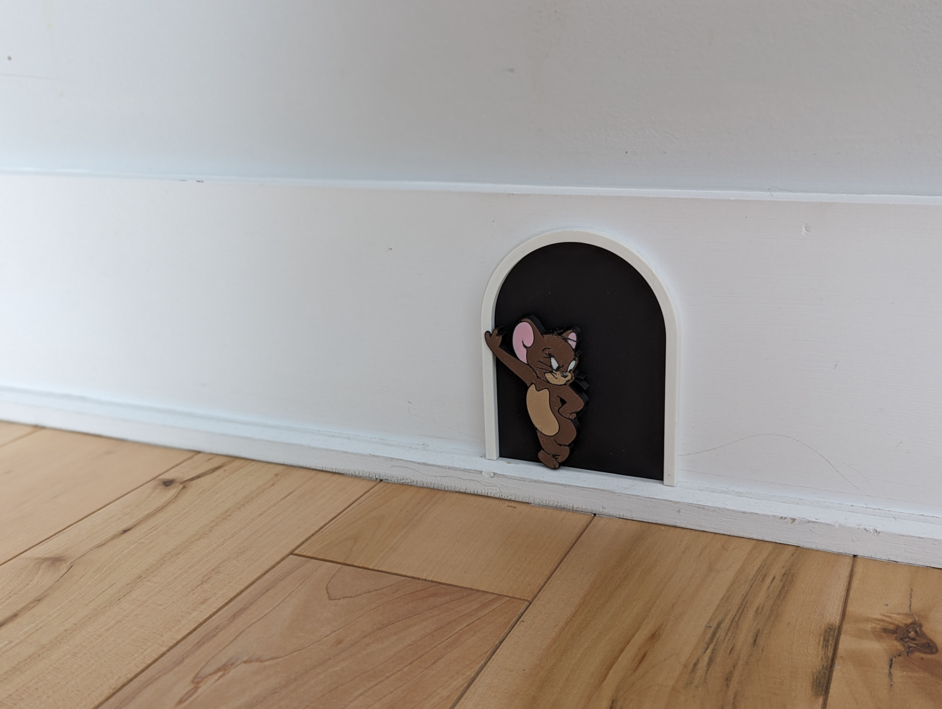 Kedi ve Fare Figürlü Dekoratif Duvar Deliği Süsü Çocuk Odası Duvar Dekoru