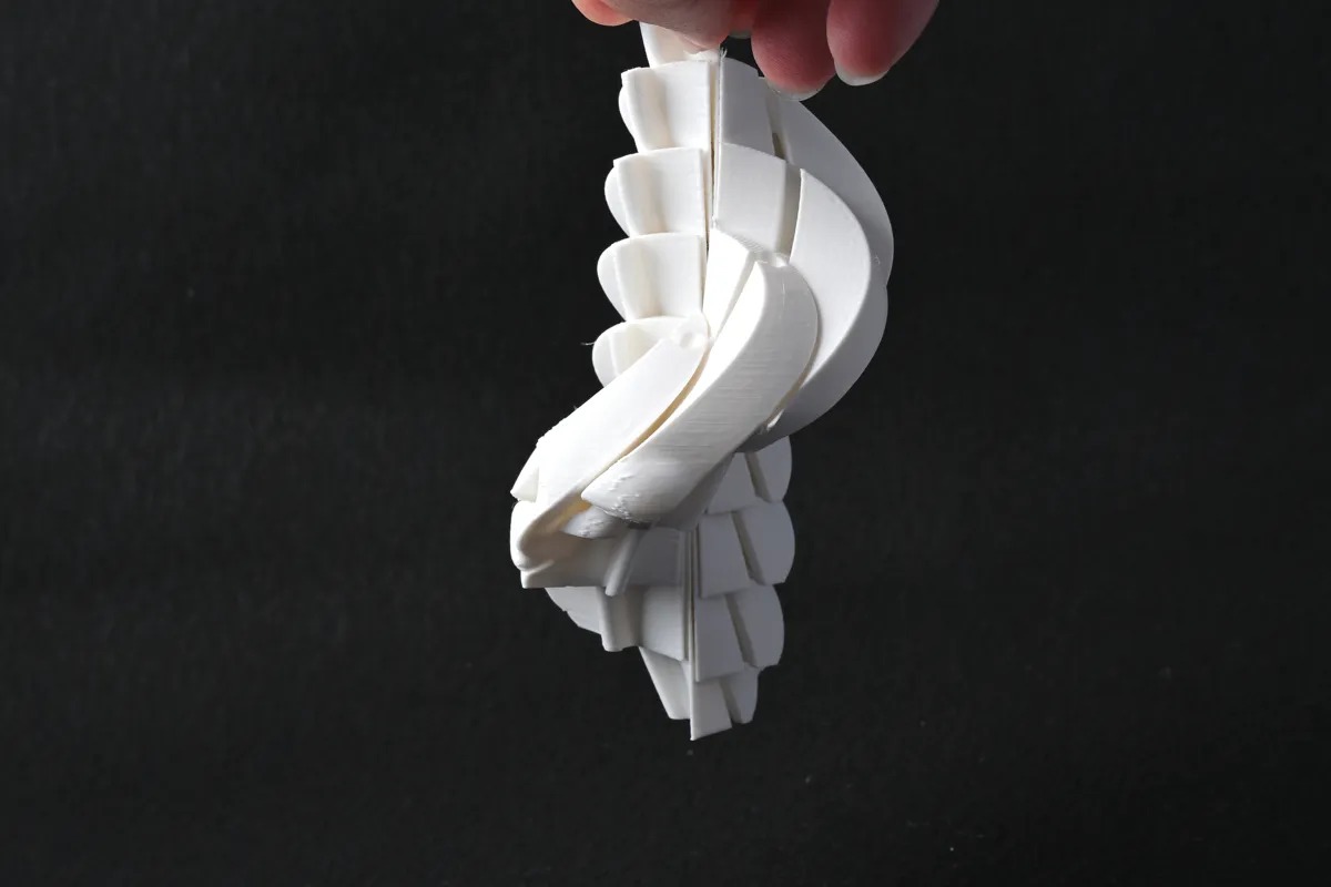 3D Baskı Kafatası Fidget Uzayan Spiral Kafatası Stres Oyuncağı Cadılar Bayramı Dekoru Beyaz