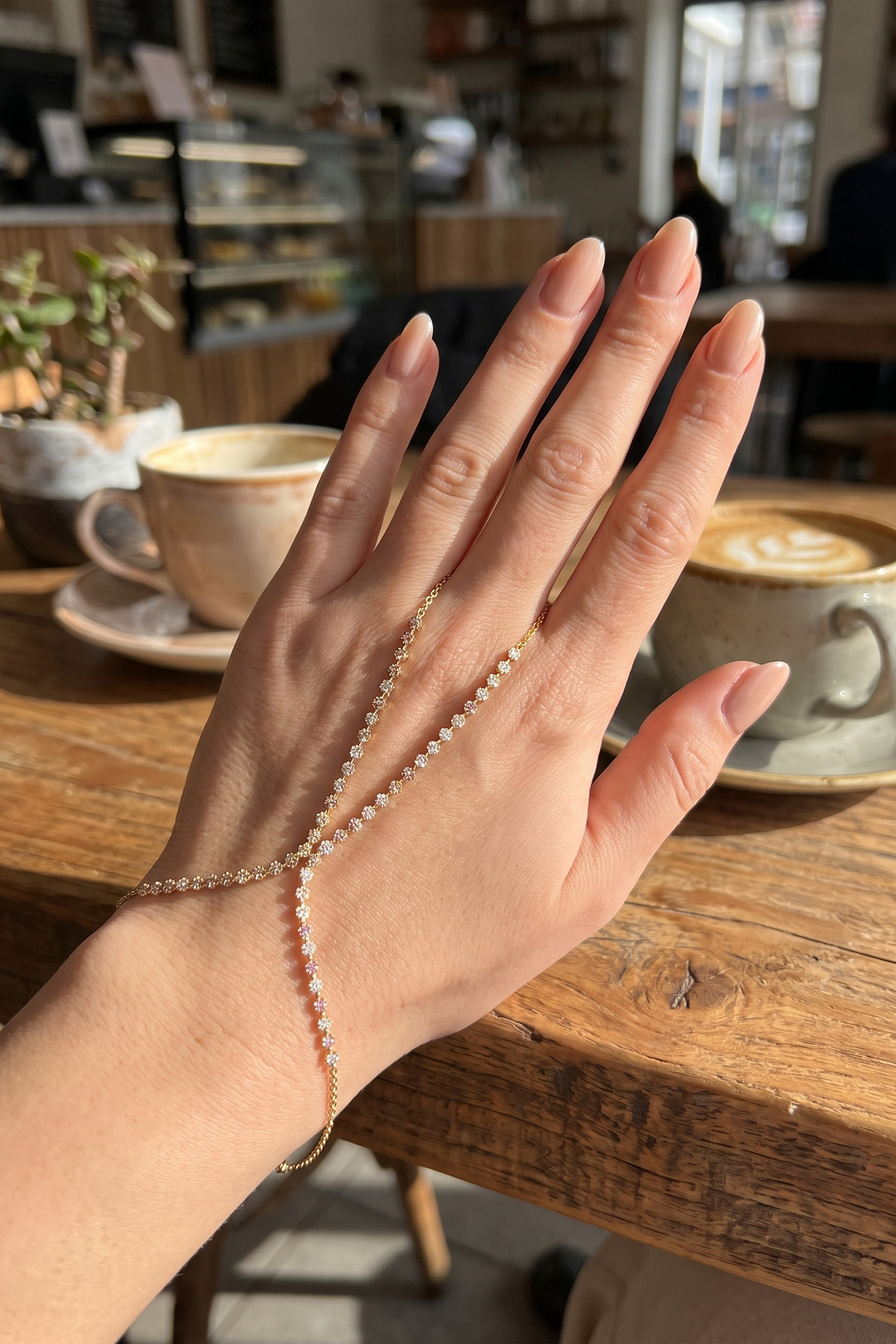 Gold Renk Pembe ve Beyaz Zirkon Taşlı Model Şahmeran