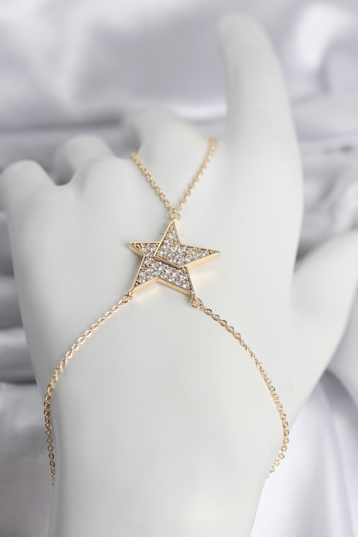 Pirinç Gold Renk Zirkon Taşlı Yıldız Model Kadın Şahmeran