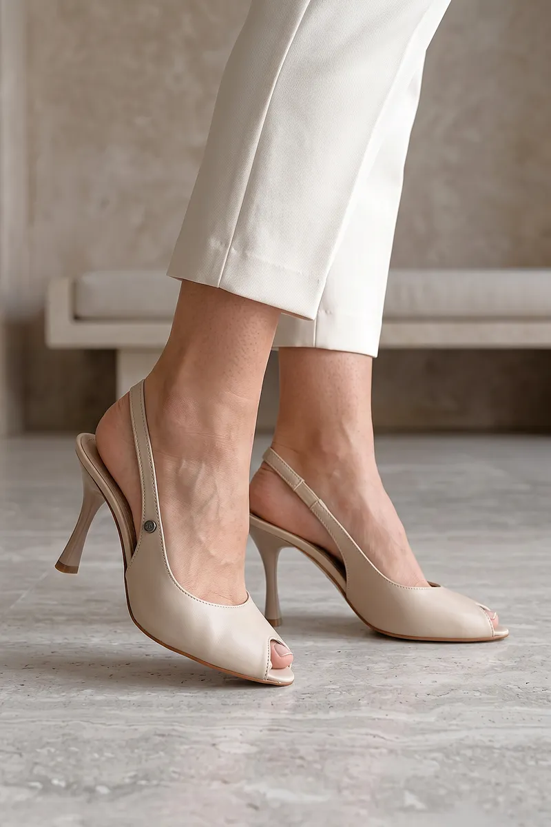 Nivra Peep Toe Bej Fındık Burun Zarif İnce Topuklu (8 cm) Kadın Ayakkabı