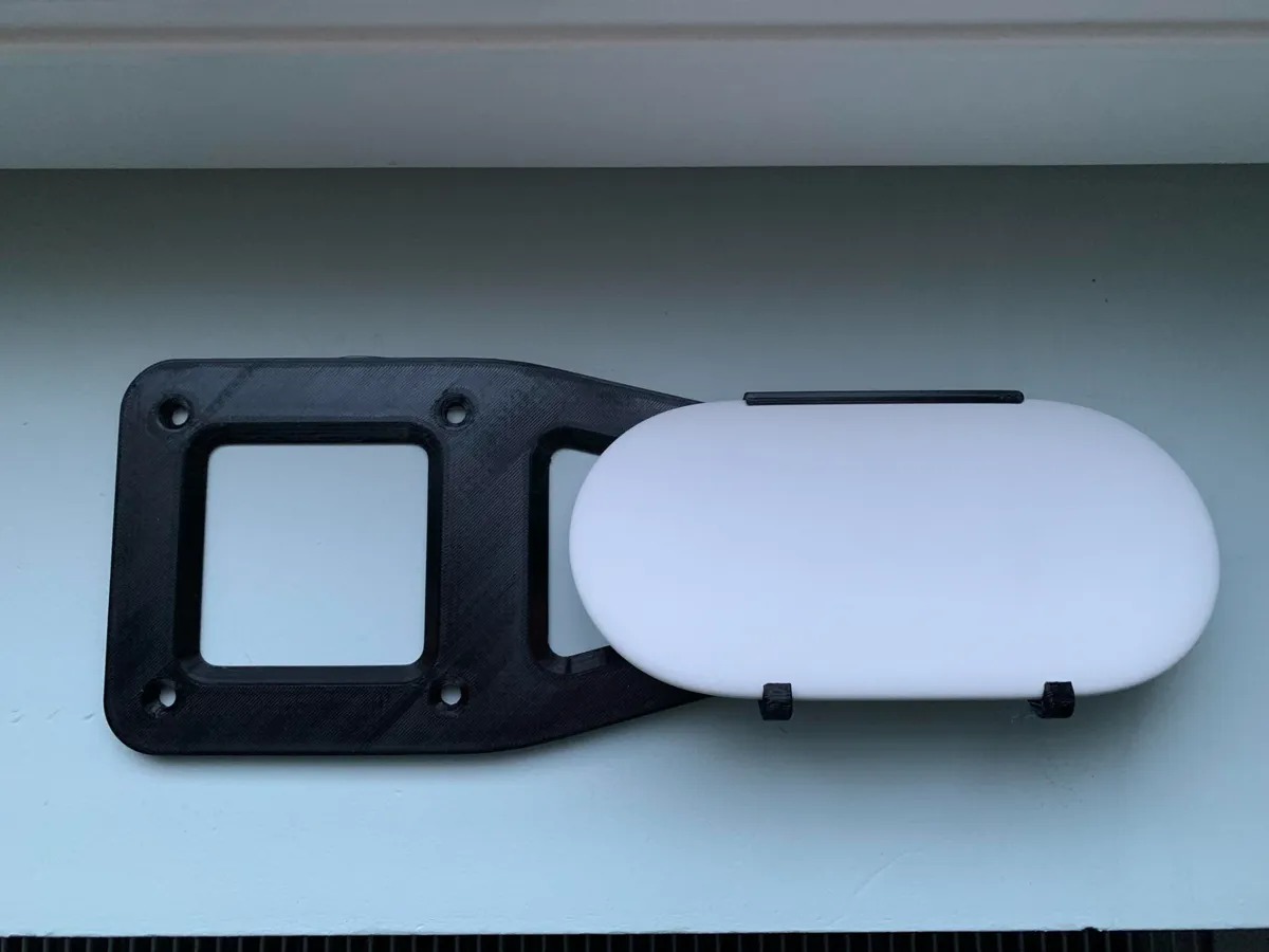 3D Baskı TV Arkası 75x75 VESA Deliğine Monte Medya Oynatıcı Tutucu Braket Kolay Montaj Siyah