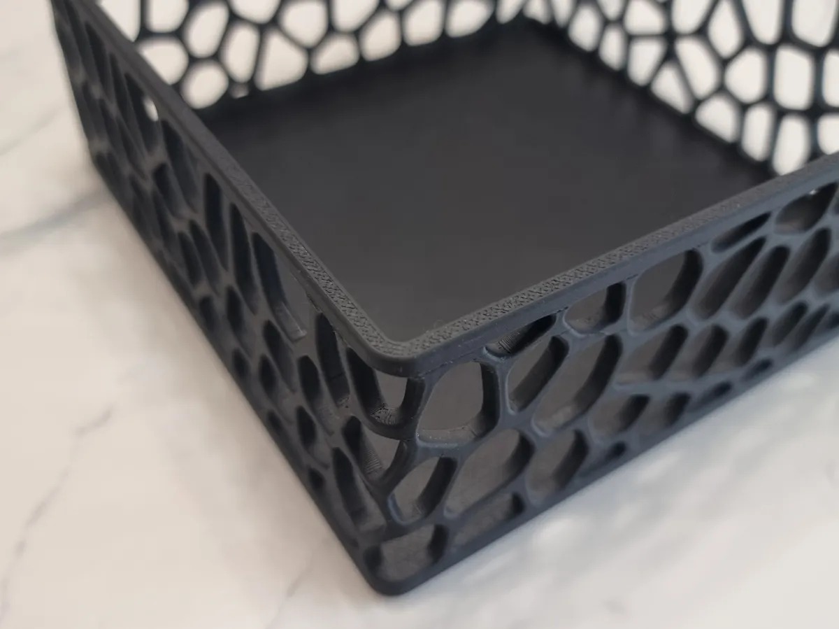 3D Baskı Organik Desenli Peçetelik Kokteyl Peçete Tutucu 12,5x12,5 cm Delikli Peçete Standı - Siyah