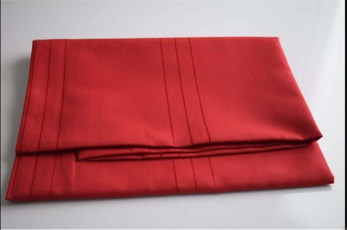 Colber Leke Tutmaz Tek Masa Örtüsü 160x260cm - Kırmızı
