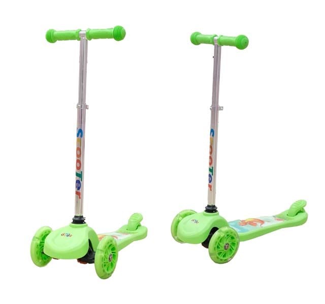 SH40512 ISIKLI  3 TEKER SCOOTER 1 Adet