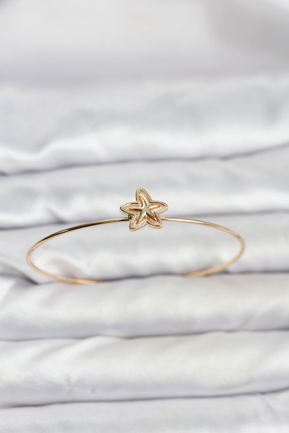Yıldız Model Gold Renk Bileklik
