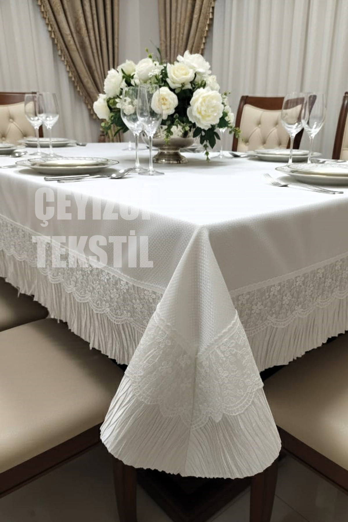 Dantelli Yemek Masası Örtüsü 160x220cm Tek Masa