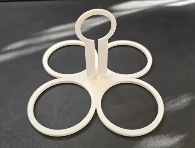 3D Baskı 4'lü Bardak Taşıyıcı Katlanabilir İçecek Tutucu Havuz ve Plaj Bardaklık Beyaz