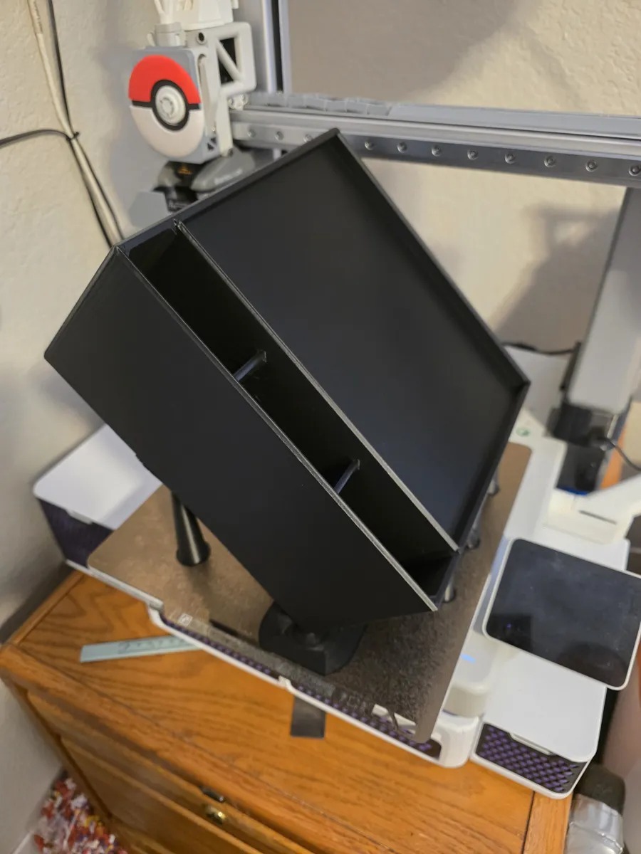 3D Baskı Koltuk Kolçağı Organizeri Üç Kumandalık Kolçak Tepsisi İçecek Tutucu Kanepe Yan Sehpası Siyah