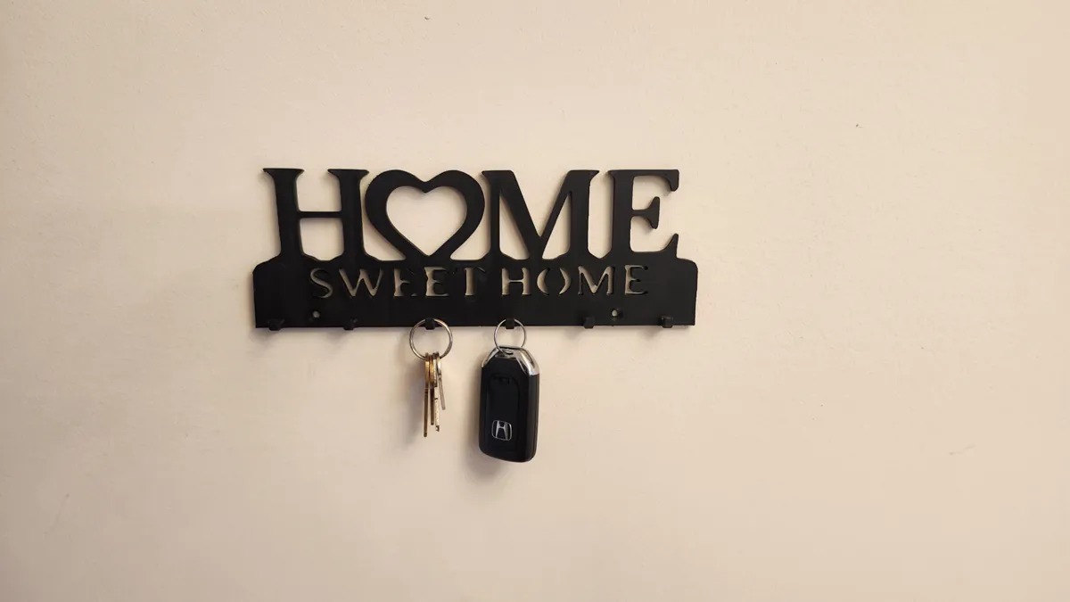 3D Baskı Home Sweet Home Yazılı Anahtarlık Duvar Askısı Kalpli Anahtar Askısı Siyah