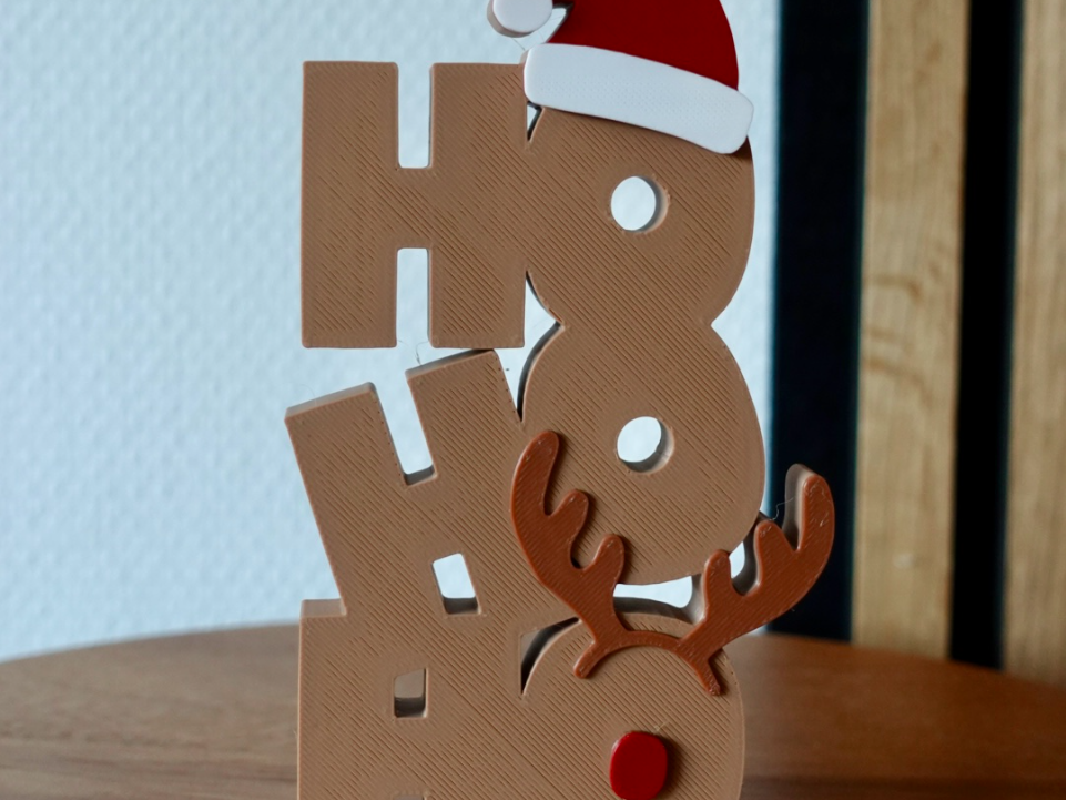 Ho Ho Ho Yazılı Noel Baba Şapkalı Ren Geyikli Dekoratif Yılbaşı Kelime Süsü