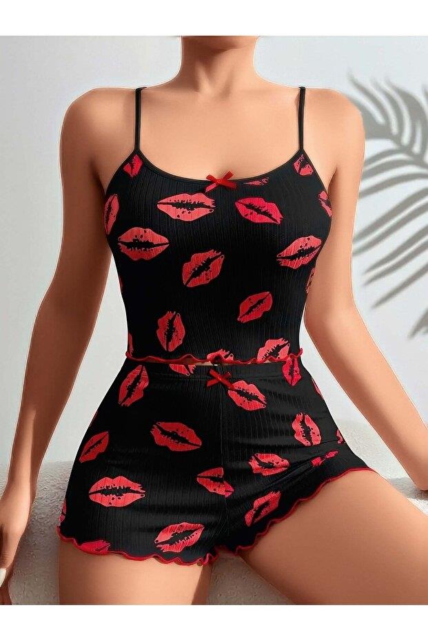 Kadın Siyah Dudak Desenli Şortlu Pijama Takımı 5057 · BEDEN: S/M · RENK: SİYAH